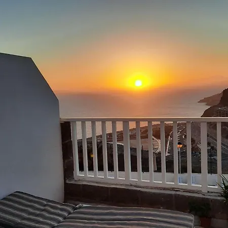Puerto Rico, Balkon Amadores, Sea And Tenerife View Mogan
